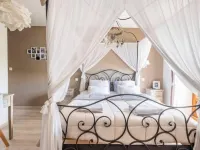 B&B des Histoires d'Anges - Côté Jardin - Accueil Vélo Hotels in Tournus