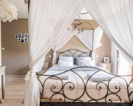 B&B des Histoires d'Anges - Côté Jardin - Accueil Vélo Hotels in Tournus