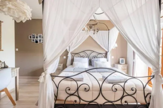 B&B des Histoires d'Anges - Côté Jardin - Accueil Vélo