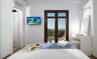 Luxury Villa Malvasia with Seaview and Heated Pool