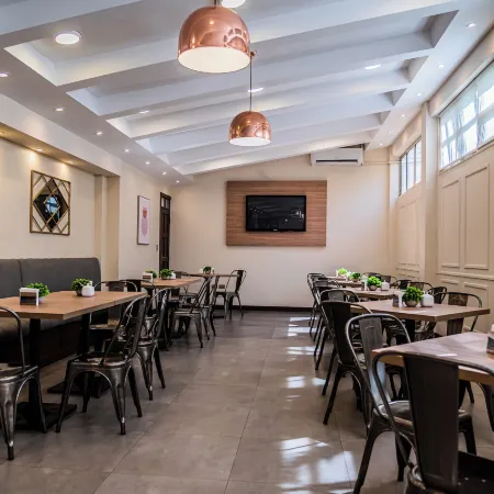 Domani Hotel Boutique