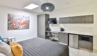 Indulge Apartments - CBD فنادق في Gol Gol