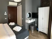 Utarit Hotel