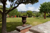 Villa Belverde Boutique Hotel Hotels in Carrara