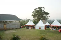 Koi Koi, Fort Portal Hotels in Kabarole
