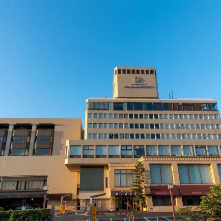 Okayama Plaza Hotel Отели рядом с достопримечательностью «Окаямаский университет»