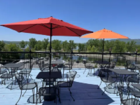 Auberge du Grand Lac Hotels in Magog