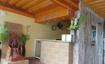 GingGing Hotel and Resort