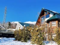 Hakuba Pension & Log Hotel Meteor
