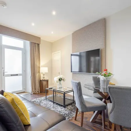 Falkirk Apartments - Queen Street