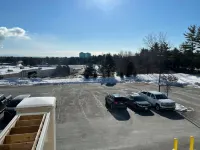 Home2 Suites by Hilton Queensbury Lake George - parking