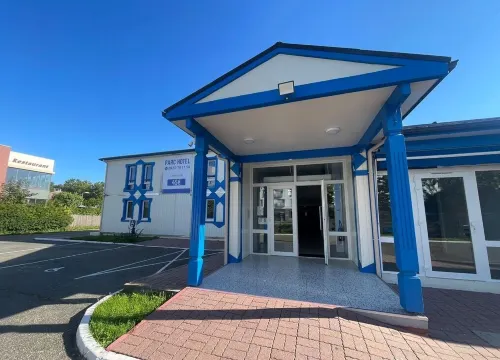 Parc Hotel Hotels in Poissy