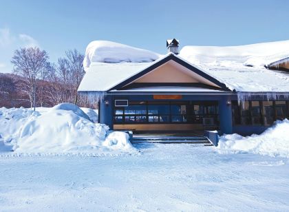 八甲田滑雪度假村