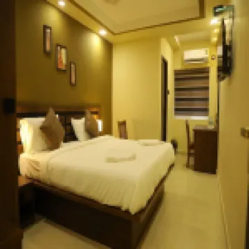 坎斯一號馬迪帕卡姆酒店