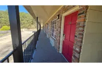 OYO Jeffersonian Motor Inn