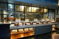 Four Points by Sheraton Chennai, Velachery - breakfast