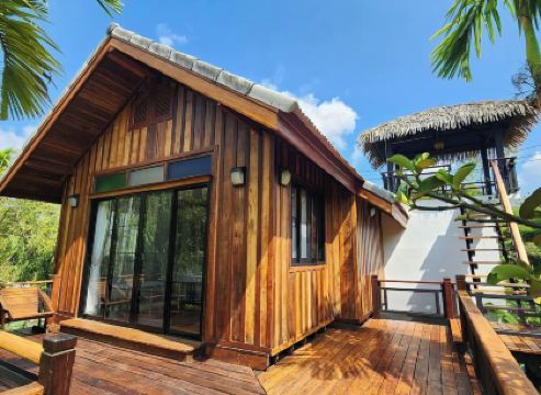 โอยั๊วะรีสอร์ต