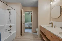 Sand Bar Resort in Suring Hotels in Mountain