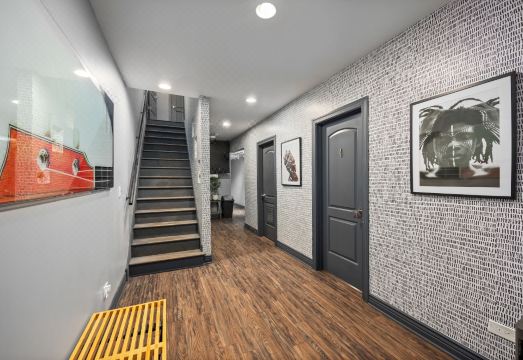 맥코믹 플레이스 게스트 하우스