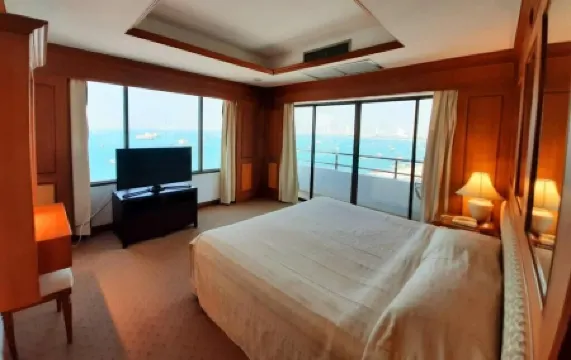 Grand Hotel Отели рядом с достопримечательностью «Пешеходная улица Паттайя»