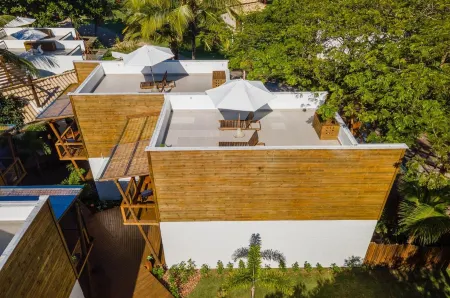 Mayim Villa Отели рядом с достопримечательностью «Taipús de fora»