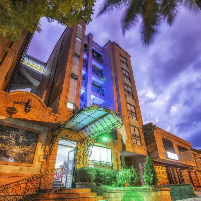 聖佩德羅德爾富爾特飯店 佩德羅內爾戈麥斯博物館附近的飯店