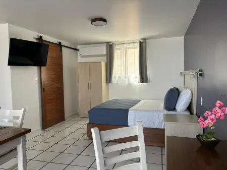 El Encanto Lofts Отели рядом с достопримечательностью «Casa mejia»