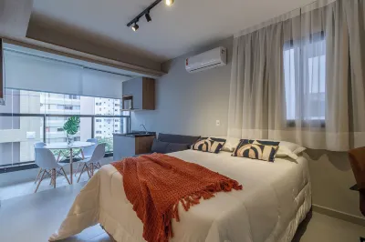 Akile W Be Perdizes Hotels near Latin America Memorial