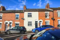 Host & Stay - Newington Road