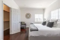 Chic & Cozy Home - Perfect Southern California Getaway Hotels in South San Gabriel