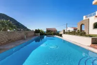 Villa Melia Athenian Riviera - Villaer