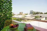 Boho Studios & Apts in Mar Mikhael Hotels in Jdeideh