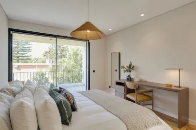 Cascais Contemporary Villa by Cadenzalux