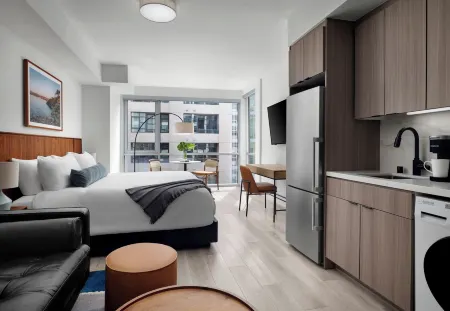 Sentral San Diego Gaslamp Quarter Hotel Отели рядом с достопримечательностью «Парк Бальбоа»