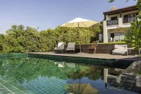 Coastal Charm Chalet - Villaer