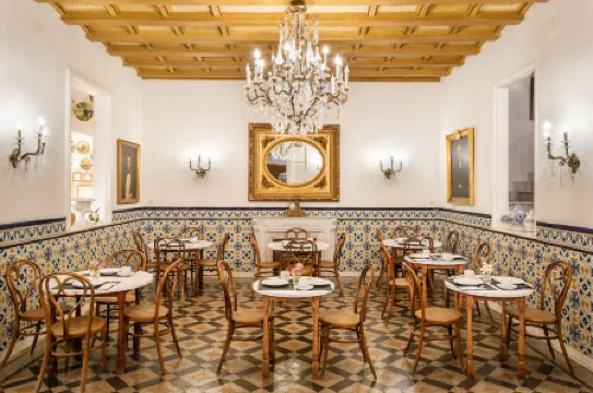 Hotel Medium Romantic