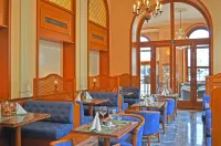 Hotel Opera - breakfast