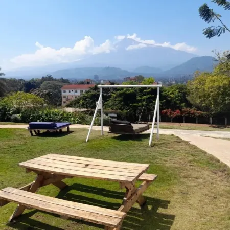 Boulevard Inn Mt Meru