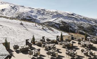 El Lodge, Ski & Spa