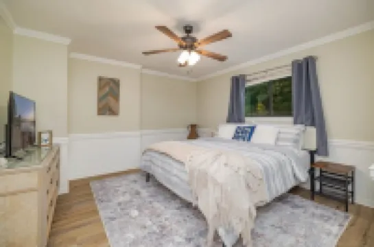 Lake Life is the BEST Life! Formally "Livin The Dream" Hotels in Northampton County