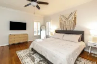 Spacious Home Great for Holidays;Sleeps 20;Hot Tub; Gym; Pool; Game Room;