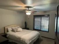 Peaceful Luxury in a 3 bedroom, 2.5 bath home. Feels like home! Các khách sạn ở 