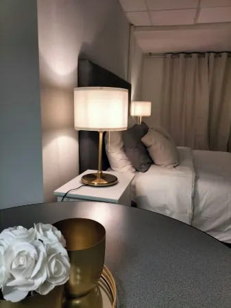 Appartement Les Halles Отели в г. Шомон