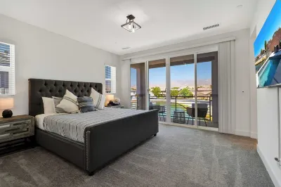 Majestic Lake Escape Hotels near Indio Towne Center