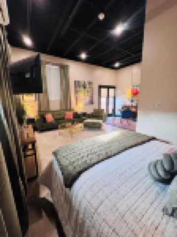 The Juliette Loft: Historic Charm Meets Modern Comfort in Downtown Kingsport