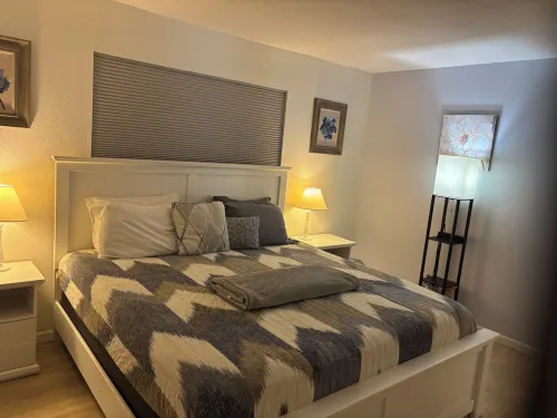 Charming 1-bedroom condo in brilliant Lake Havasu City with Boat Parking