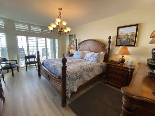 Breathtaking Views, Beautiful 5-bedroom Oceanfront Condo
