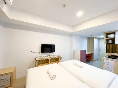 Homey and Cozy Studio at de Prima Apartment Các khách sạn ở Medan
