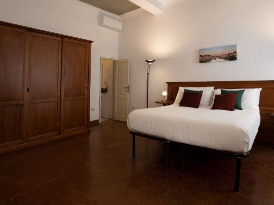 Wine Apartments Florence Bolgheri
