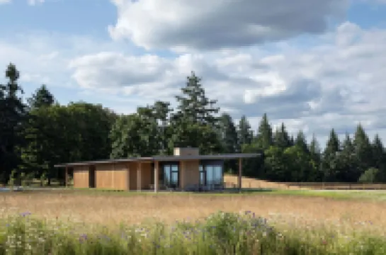 Inn the Ground Hotels in Carlton